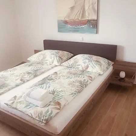 Tin Apartment